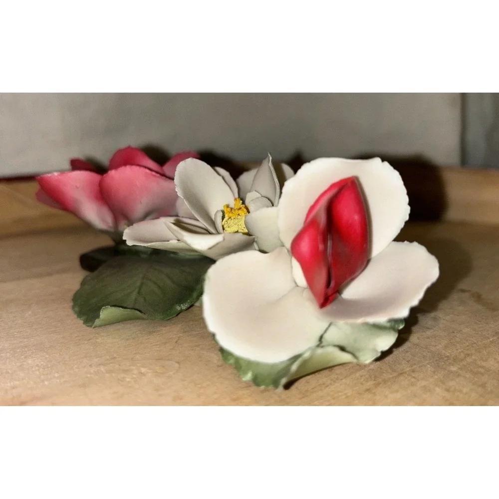 Capodimonte‎ Flowers